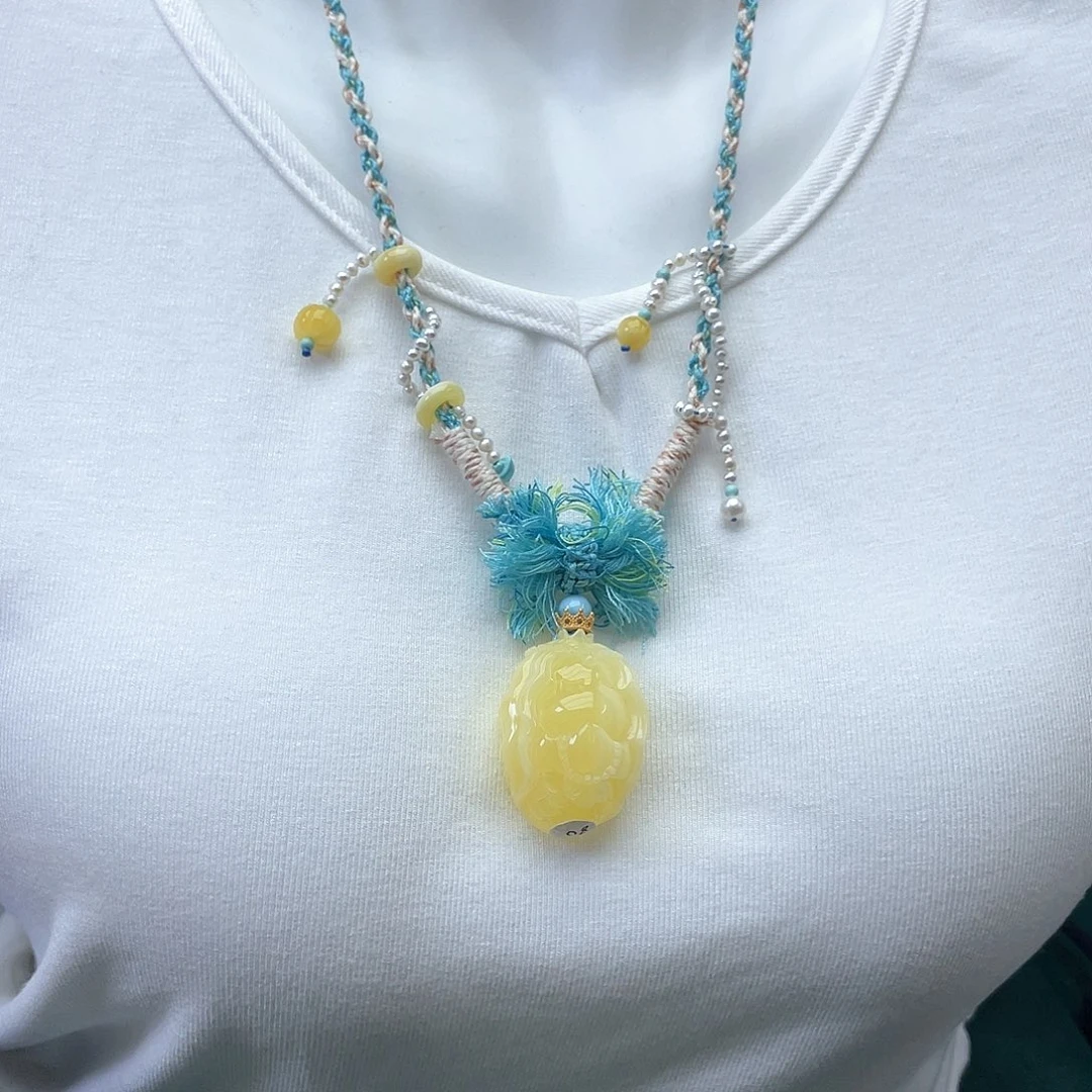 琥珀裸石未镶嵌蜜蜡