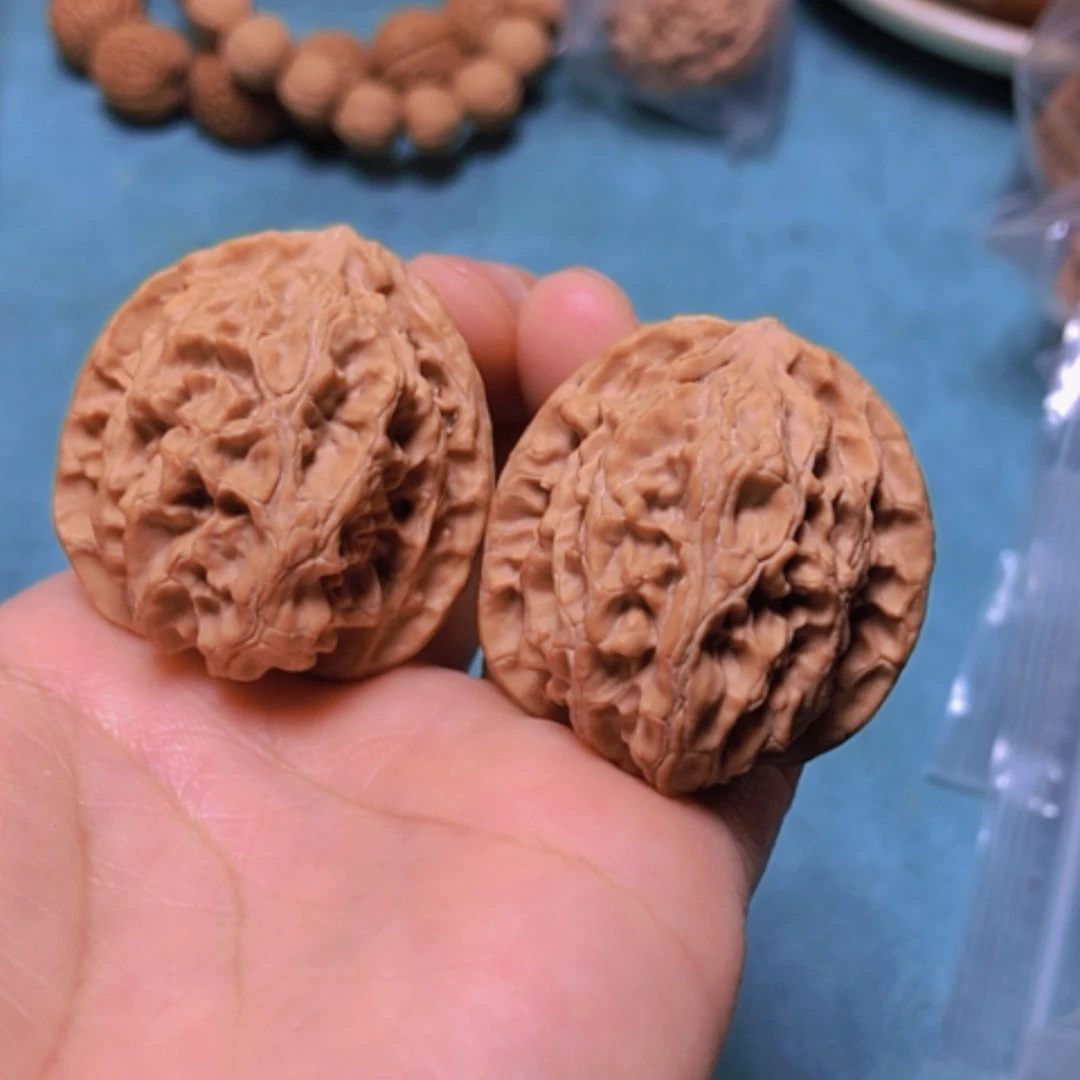 【闪购商品】核桃把件35苹果磕尖