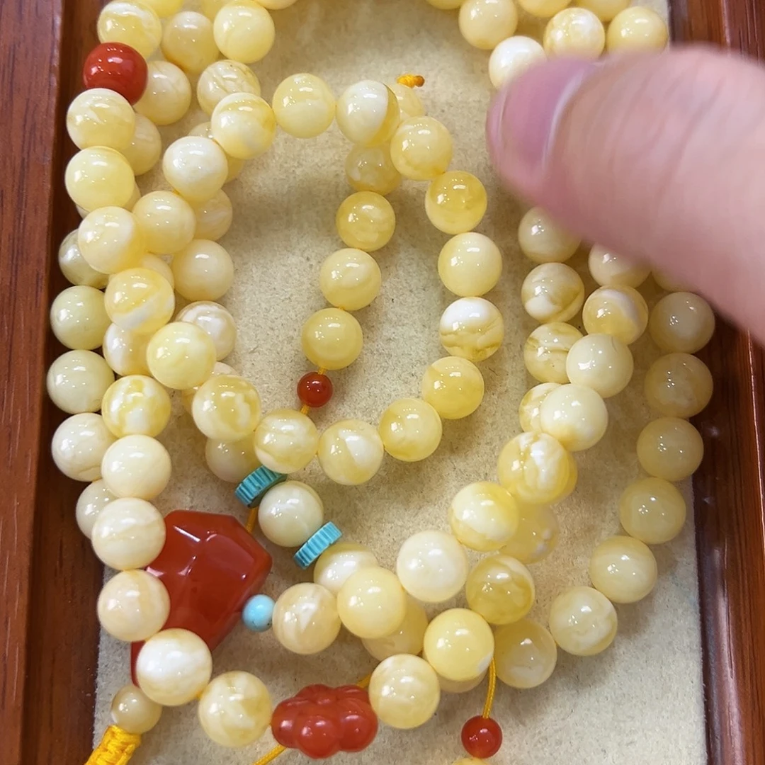 蜜蜡未镶嵌珠宝奇石