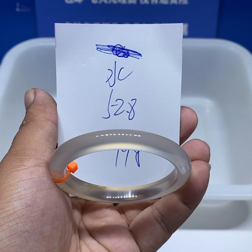 【闪购商品】玛瑙/玉髓手镯未镶嵌?