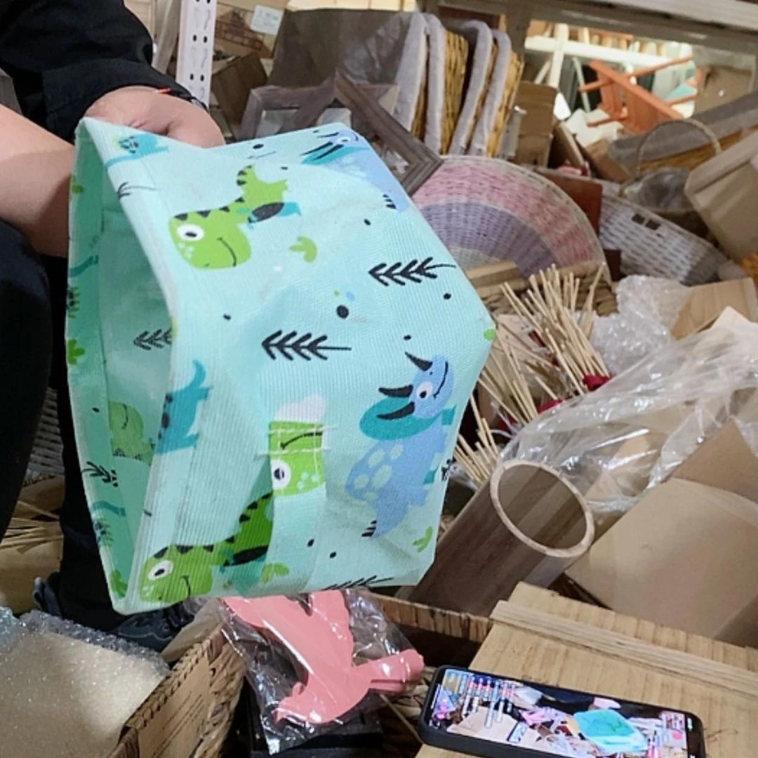 【闪购商品】塑料拍一发10   100