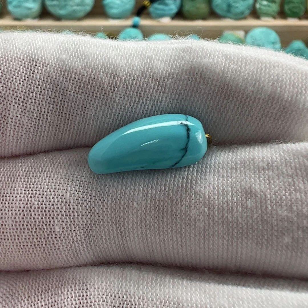 未镶嵌绿松石随形7.7mm