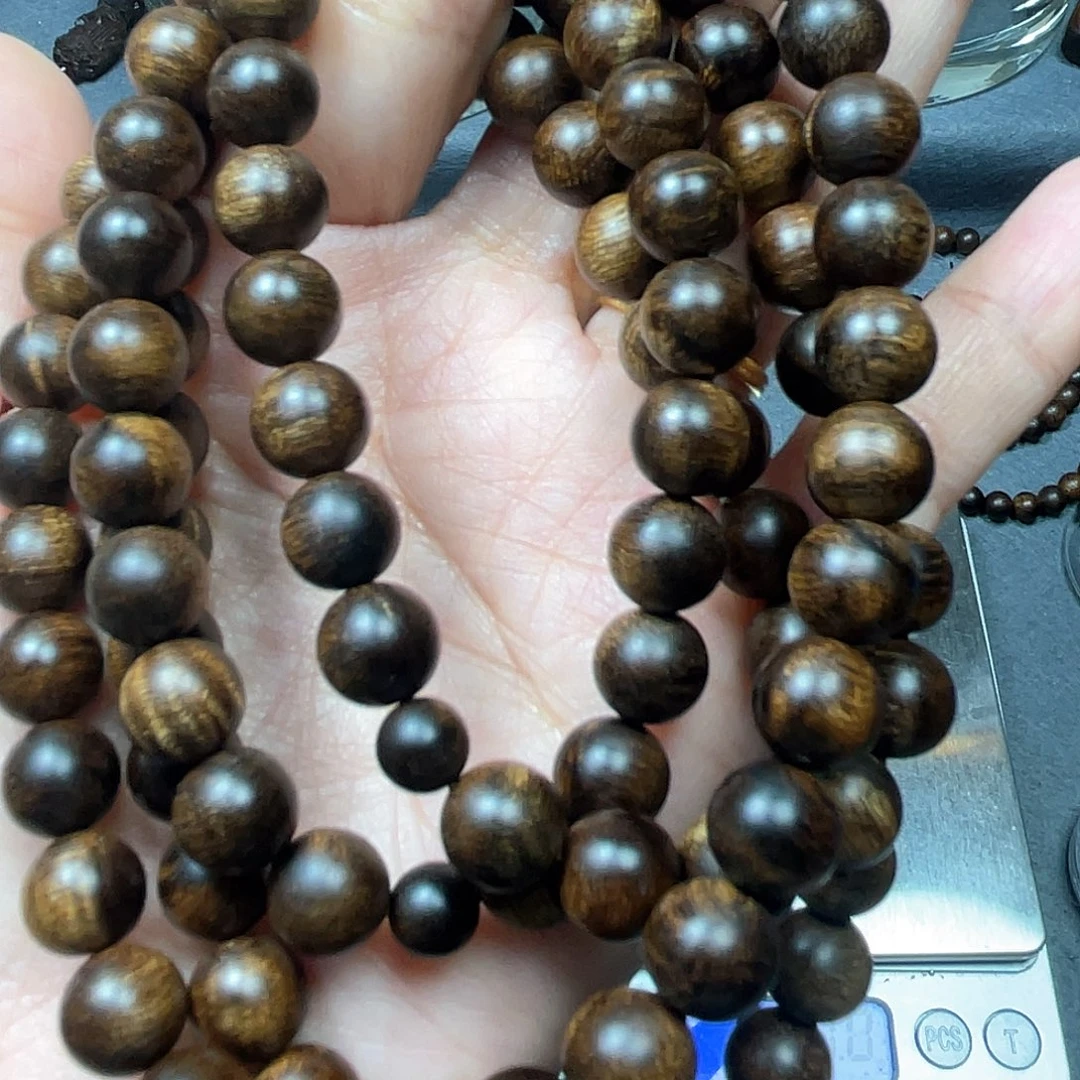 沉香手串白棋瘤疤0.8