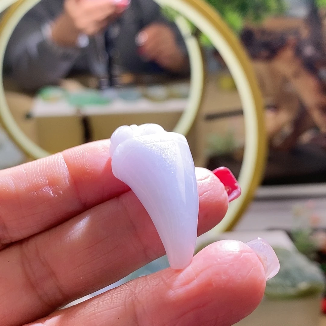 【闪购商品】翡翠颈饰未镶嵌龙牙