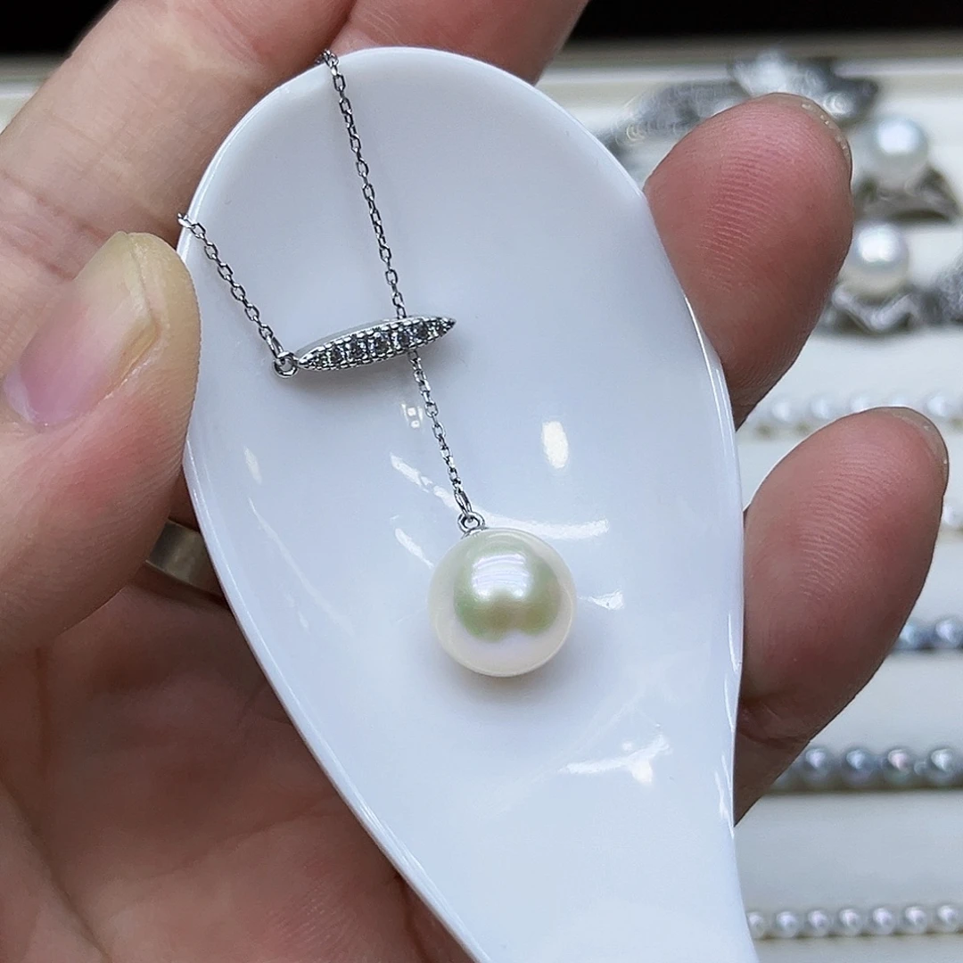 颈饰银S925镶嵌淡水珍珠