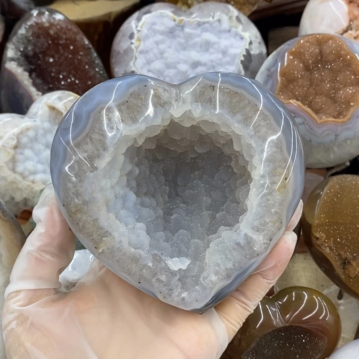 嗯***嗯珠宝半成品未镶嵌紫晶