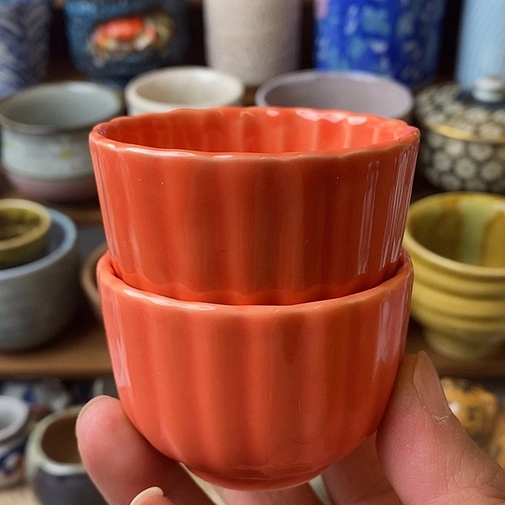 051 中古品默认微瑕满18包邮