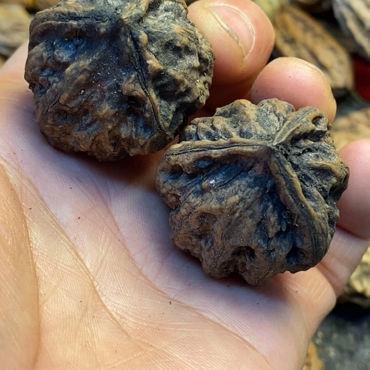 甜***^桃核吊坠娜姐我真的421