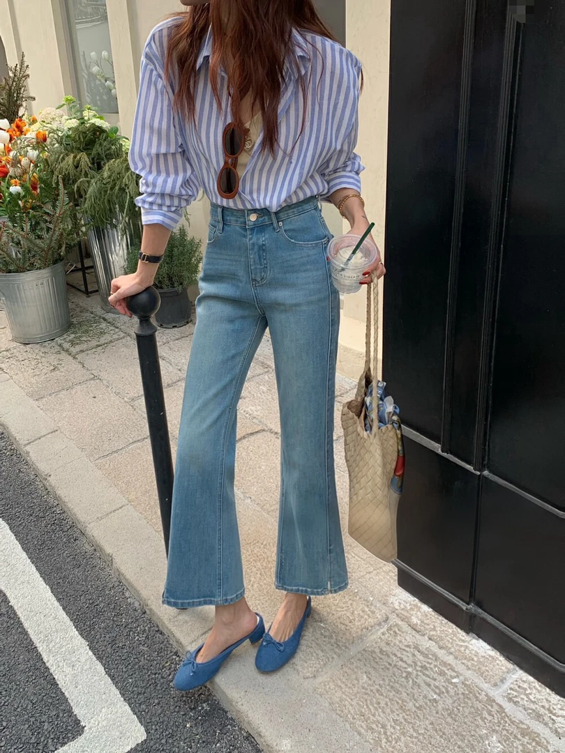 老赵服饰 显瘦高腰微喇牛仔裤 21AU3348