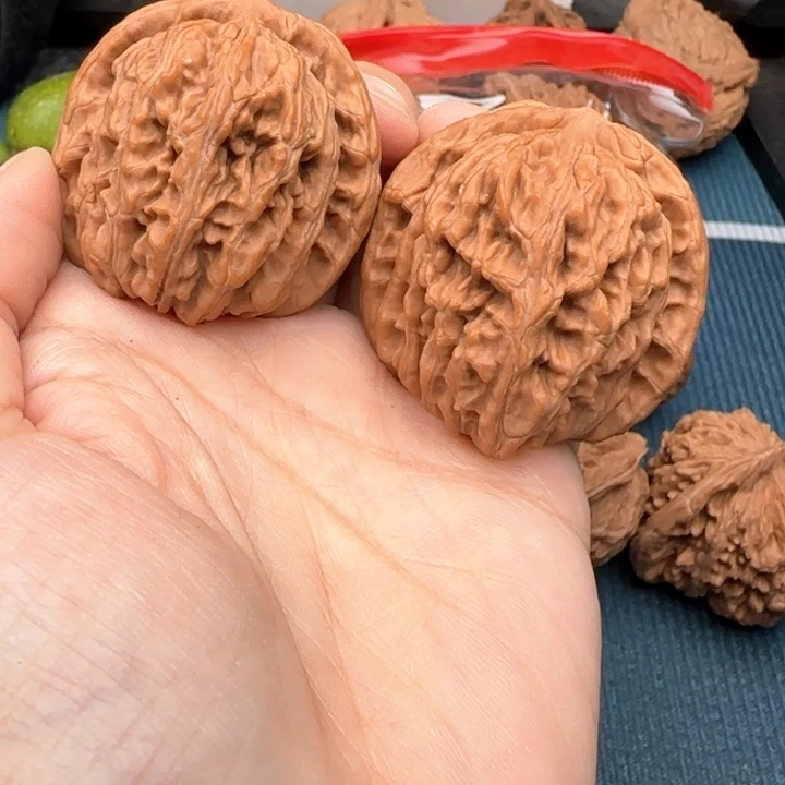 见***南文玩核桃吊坠房山楼子39