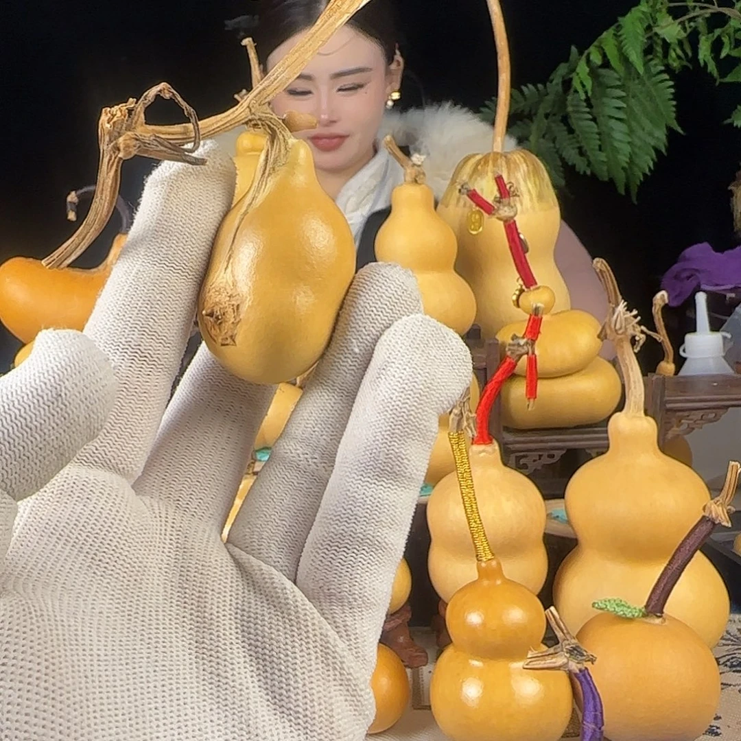 春***诺大叶紫檀（黑酸枝木类）