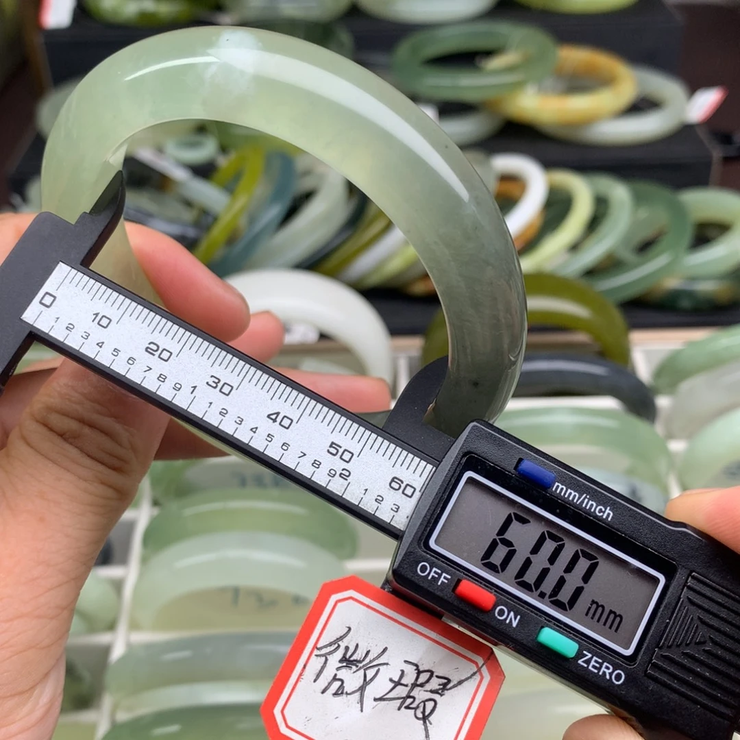 未镶嵌蛇纹石玉手镯757