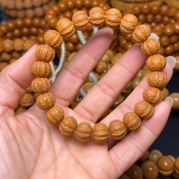 吊坠橄榄核聚宝盆