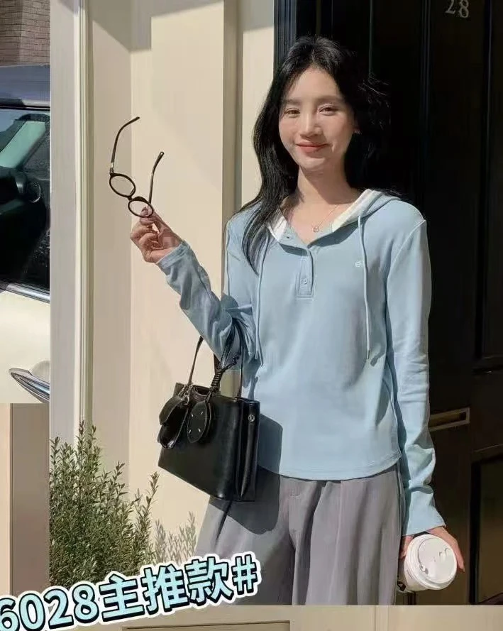 6028，伊歌莉百搭外套