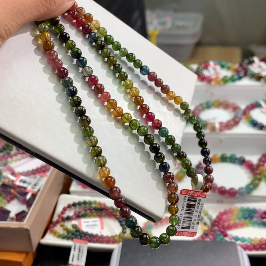 碧玺手链未镶嵌     5.3mm。