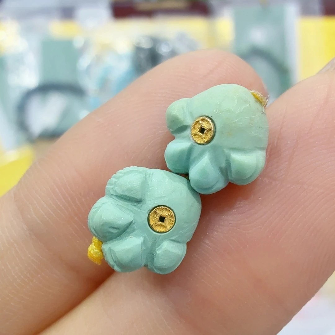 绿松石未镶嵌珠宝奇石