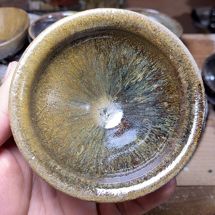 茶盏突突突考虑考虑