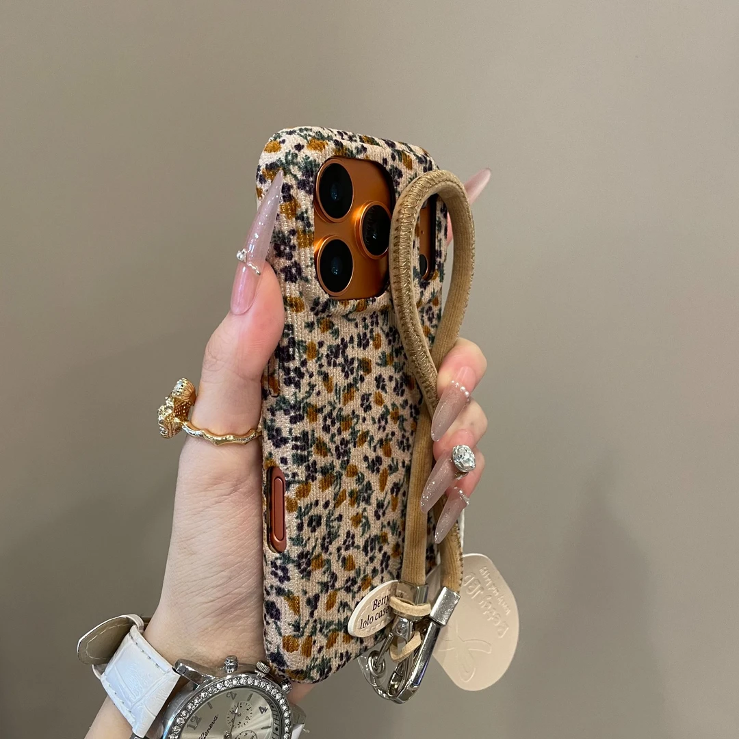 秋冬复古条纹碎花绒布适用iPhone17pro手机壳16pm简约15时尚14pro