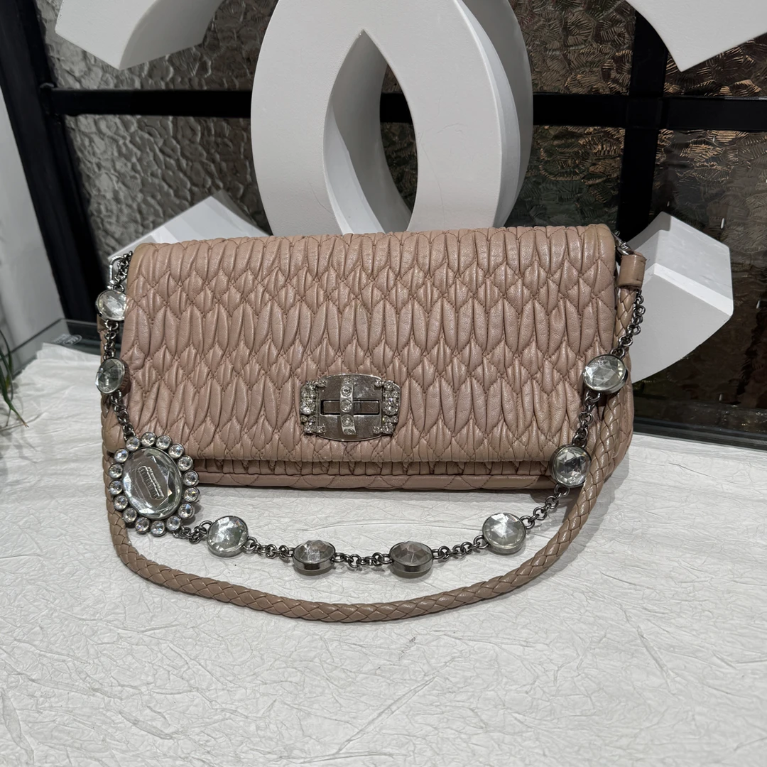 95新 MIU MIU/缪缪 miumiu奶茶色宝石链条包 23100018-01