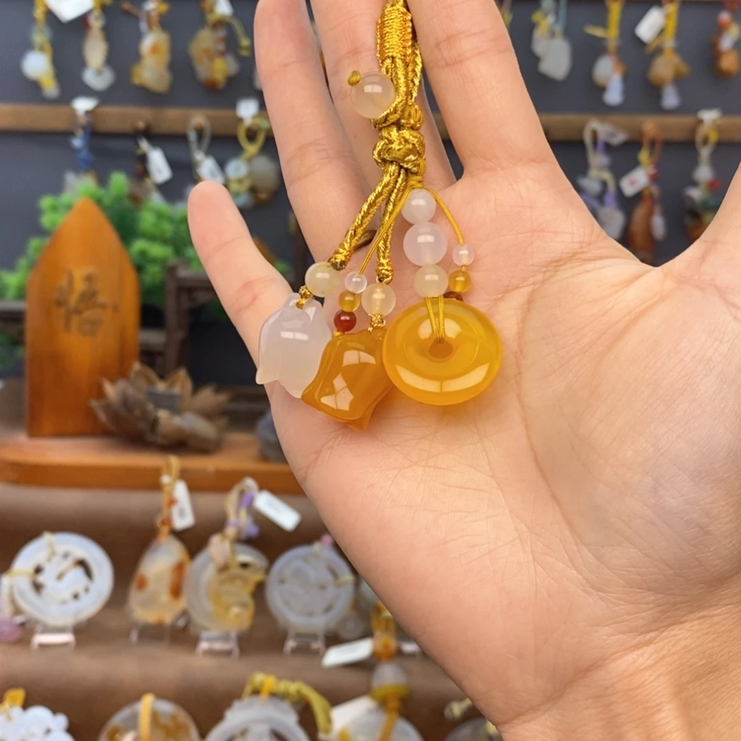 玛瑙/玉髓车挂未镶嵌666666