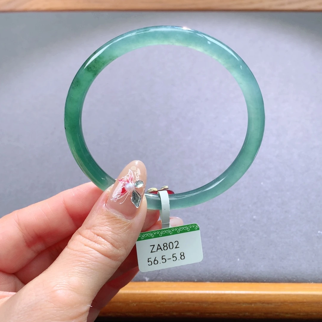 翡翠手镯未镶嵌天然翡翠手镯叮当镯