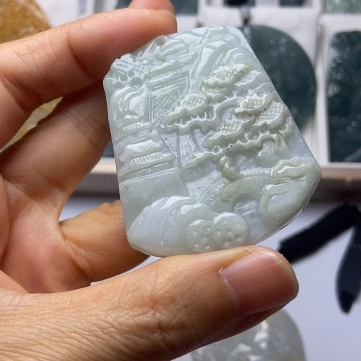 颈饰未镶嵌翡翠翡翠