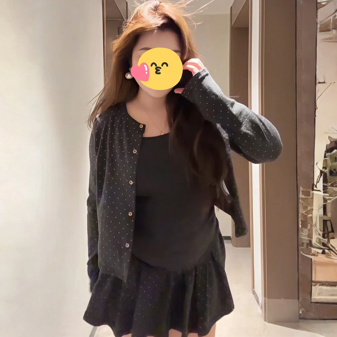 大码胖MM早秋韩系穿搭吊带背心波点开衫高腰A字百褶短裙三件套女