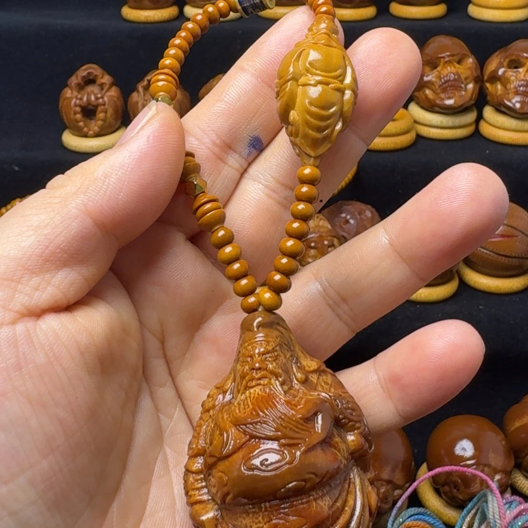 橄榄核把件关公关二爷