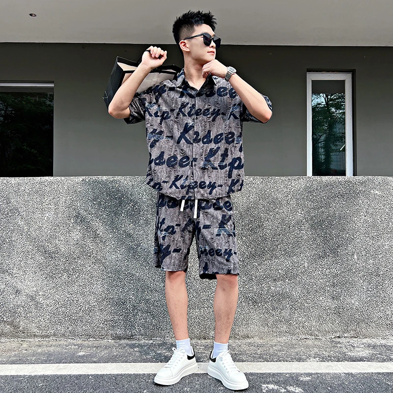 时尚破洞短袖套装男士夏季冰丝衬衫五分短裤潮流男装搭配一套衣服