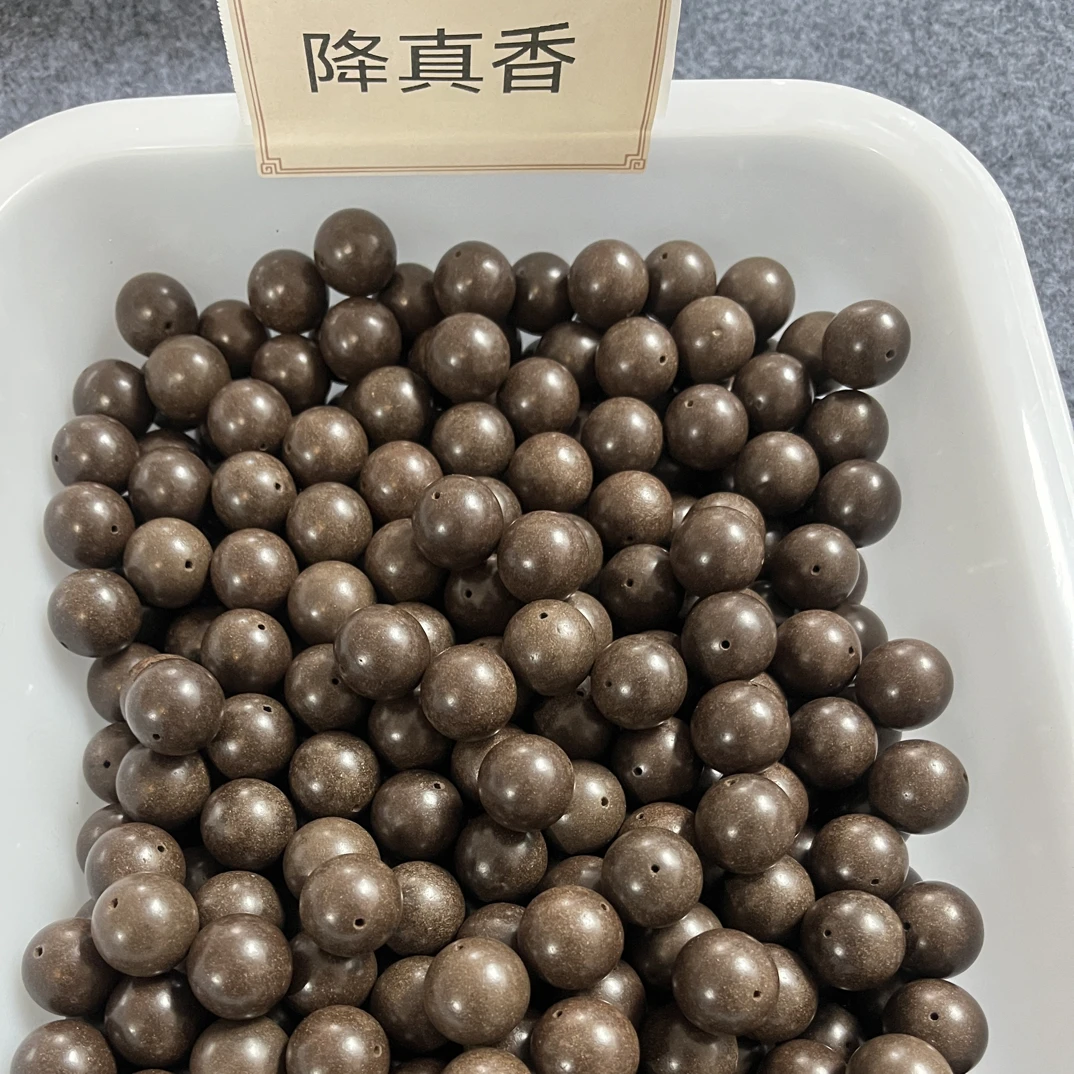 降真香1.8天然合香珠到手100克左右微瑕