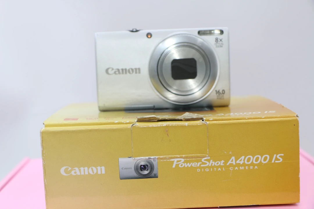 95新 Canon/佳能 a4000 1600万像素8倍光学变焦 非质量问题不退换