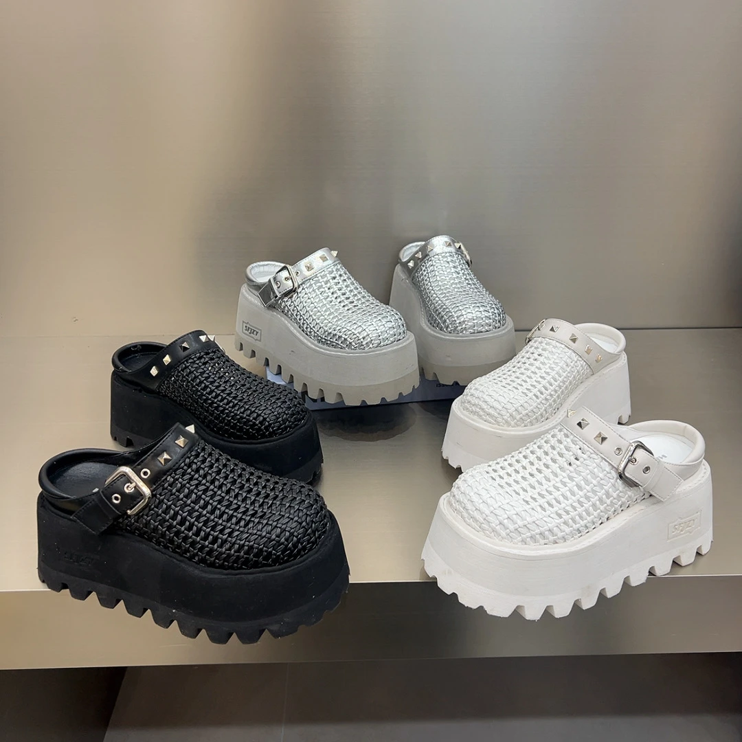 凉鞋时尚百搭夏季透气厚底半拖休闲鞋镂空松糕底洞洞春夏小香风