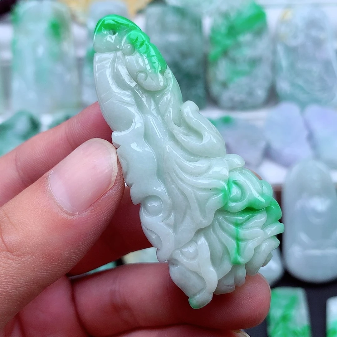 翡翠未镶嵌颈饰翡翠吊坠