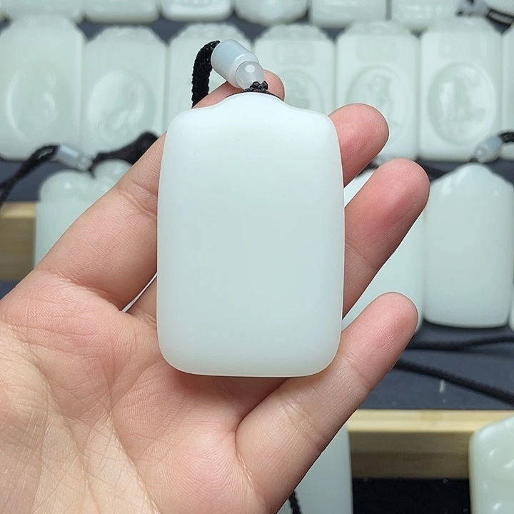 荣***哥无事牌000000000000009