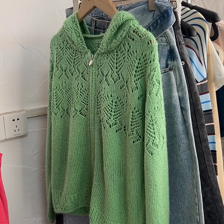 今天新款 绿色毛衣