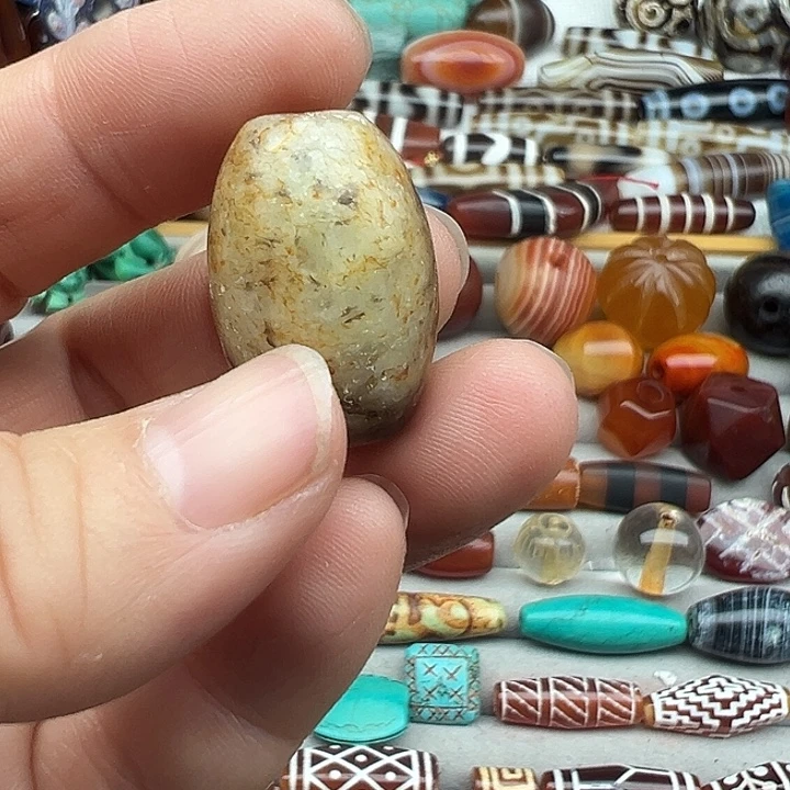 玛瑙/玉髓合金颈饰