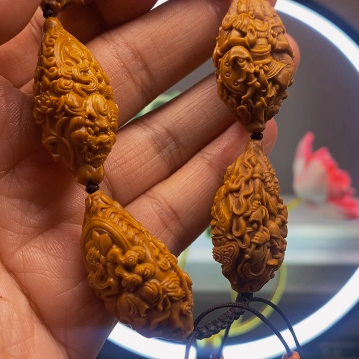 橄榄核吊坠哦杨杨杨杨杨杨杨杨杨杨杨杨哟