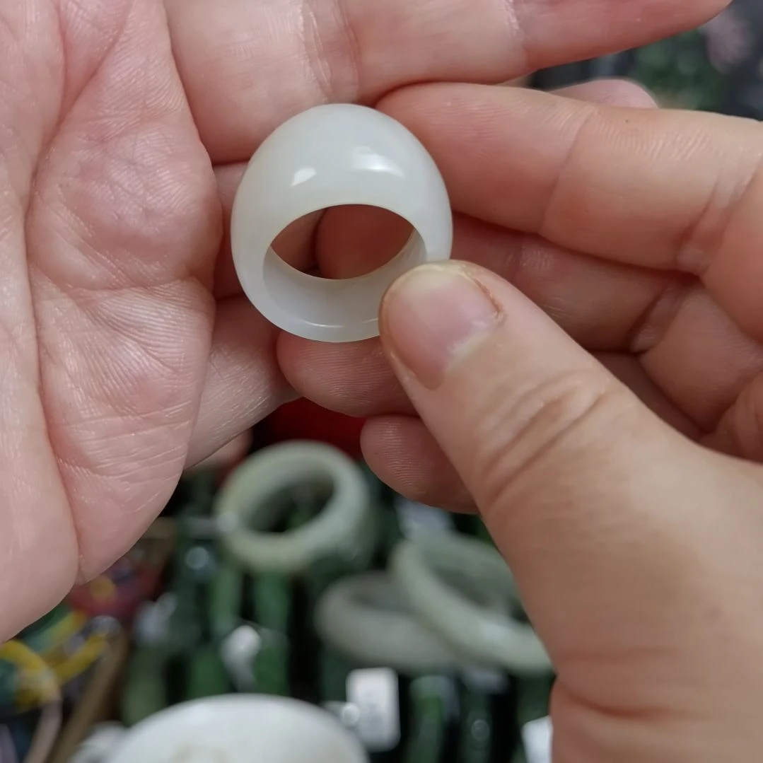 和田玉戒指未镶嵌20号