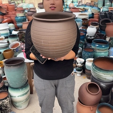 口29高28瑕疵底裂一个盆。