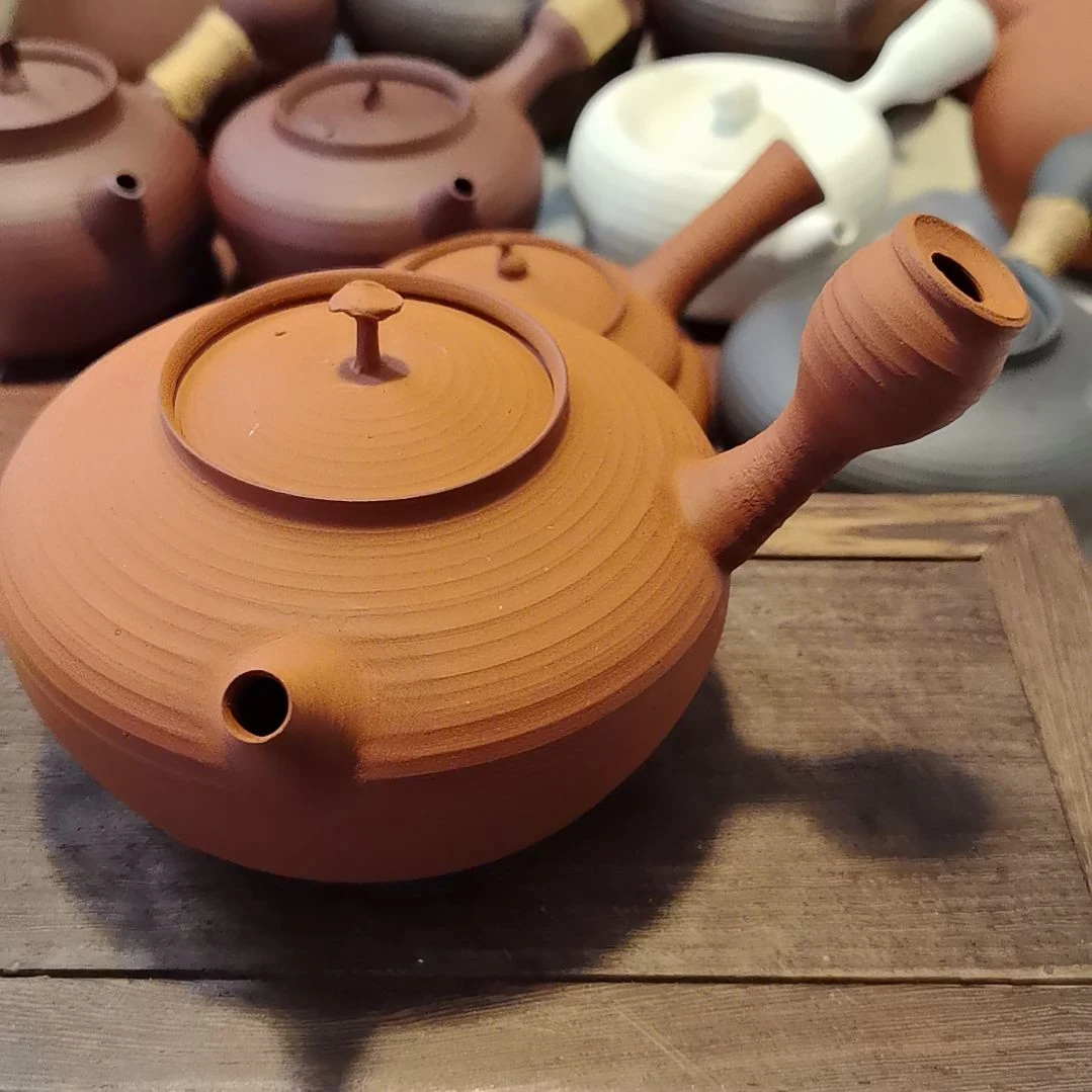 m***n红泥11111111111111