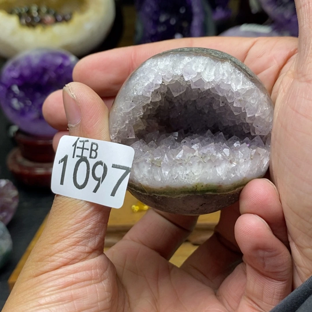 水晶大型摆件（非配饰）未镶嵌