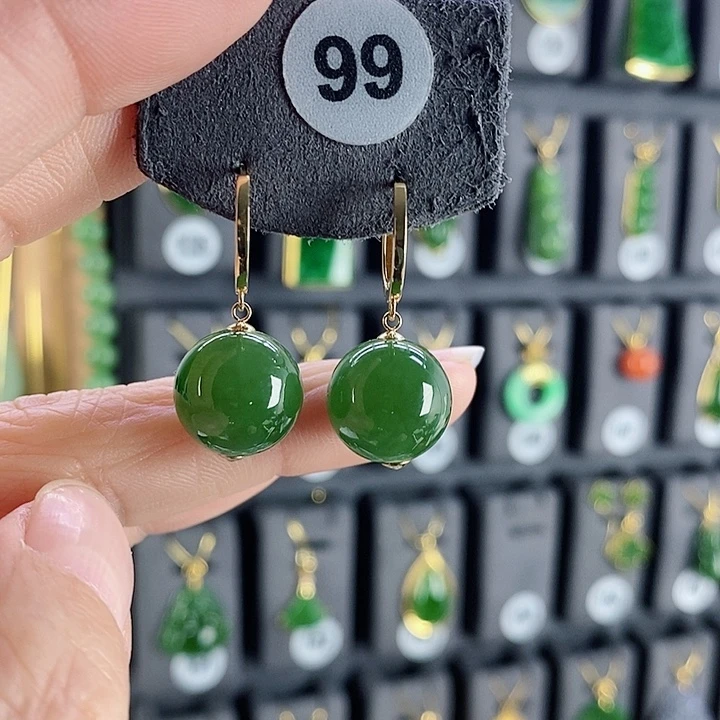 和田玉耳饰18K金镶嵌熊