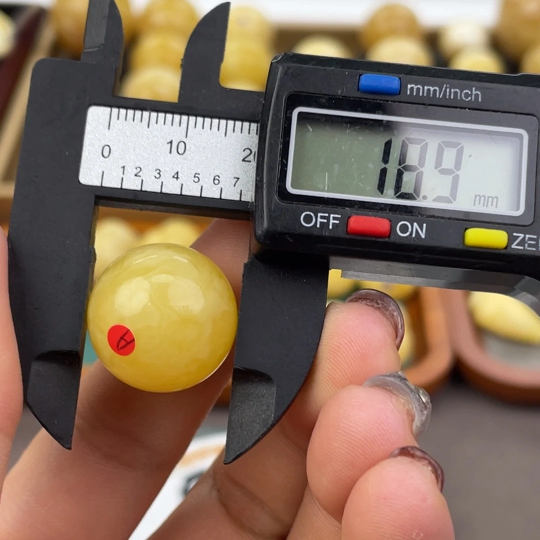 裸石蜜蜡未镶嵌微瑕182