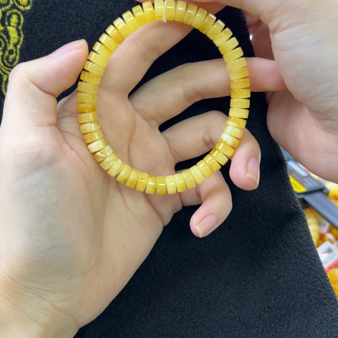 未镶嵌琥珀珠宝奇石