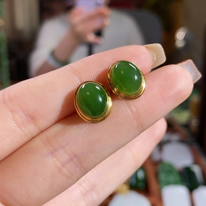 【闪购商品】吊坠(不含链)18K金镶嵌和田玉耳钉