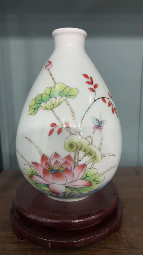 景德镇陶瓷荷花小花插
