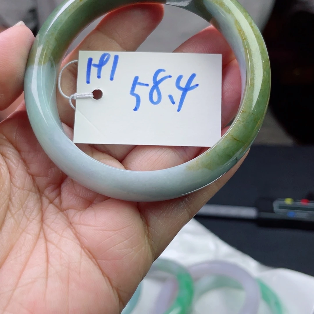 未镶嵌手镯翡翠191