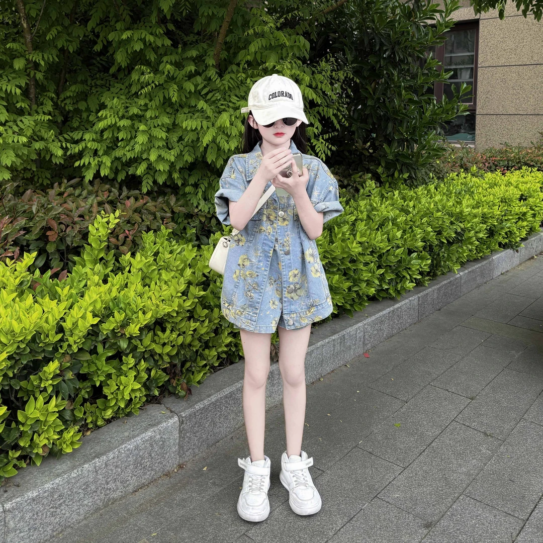 女童夏季2025新款洋气莫奈尔花园牛仔日常休闲外套短裤背心套装潮
