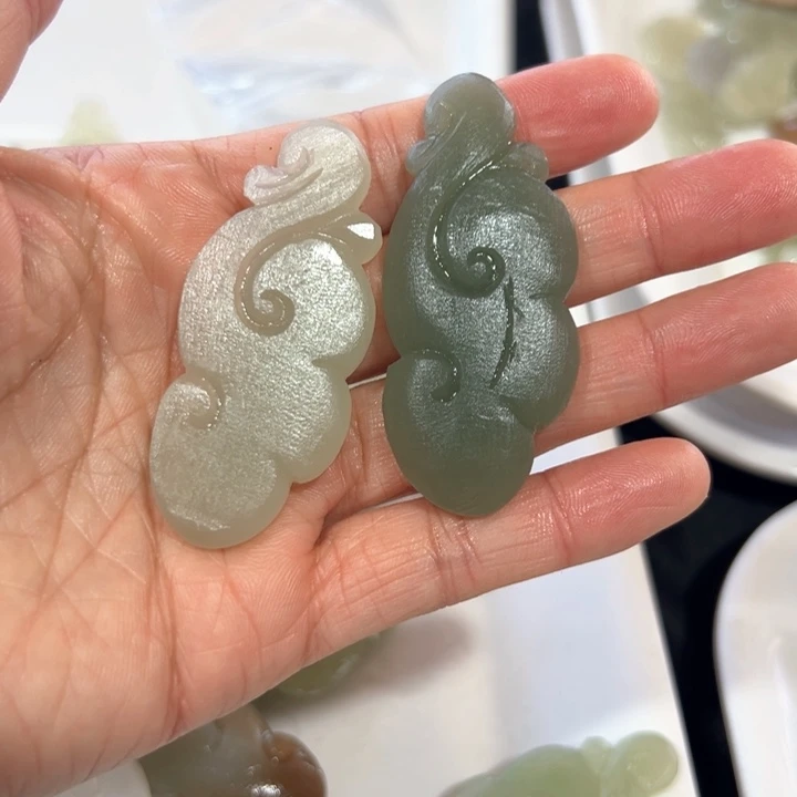 和田玉（糖玉）未镶嵌手镯