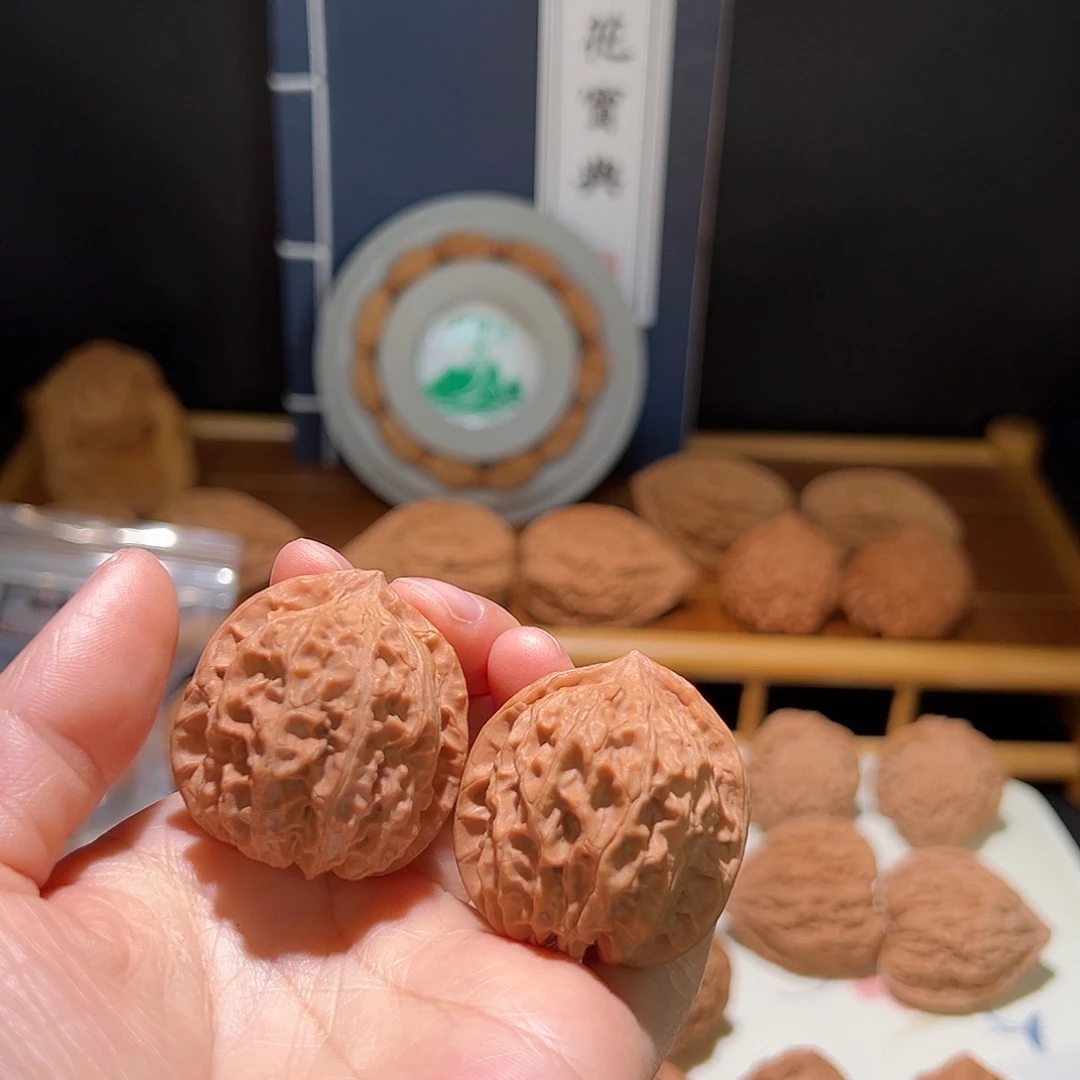 二***子文玩核桃把件荒岭客